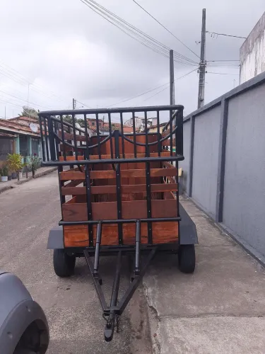 Reboque para transportar cavalo