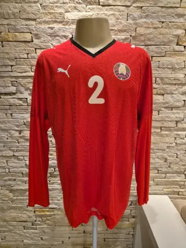 Kit com 2 camisas de jogo da seleção da Belarus - temporadas 2008-2010