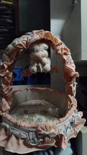 Cesta de Bebê Decorativa Vintage