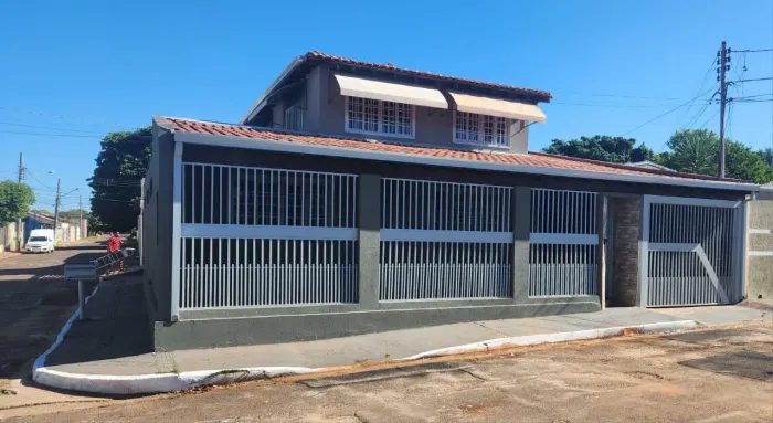 Sobrado Mata do Jacinto aceita Camionete ou veículo 
