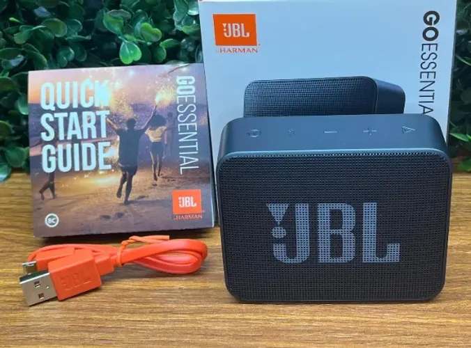 Caixa de Som JBL GO Essential - Som JBL Potente, IPX7 à Prova d?Água, Entrega Grátis