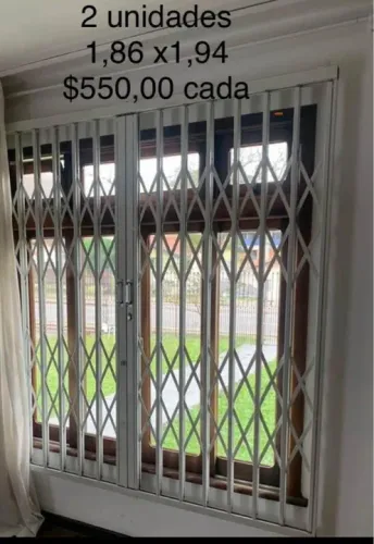 Vendo Grade Pantografica  (400,00 cada)1,86 altx 1,94Larg.Bairro Bacacheri .Nao entrego