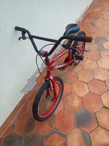 Vendo bike BMX marca Status
