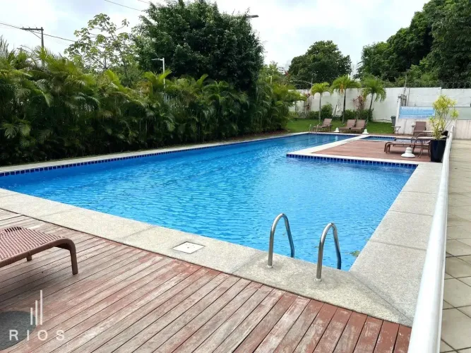 Apartamento aluguel na Paralela - 2/4 e com 1 suíte