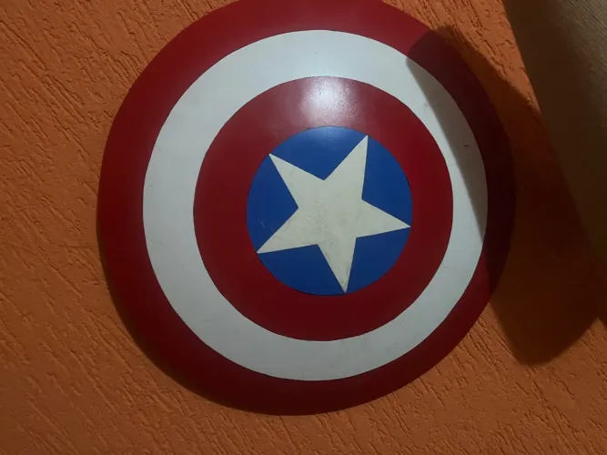 Escudo do Capitão América - Réplica