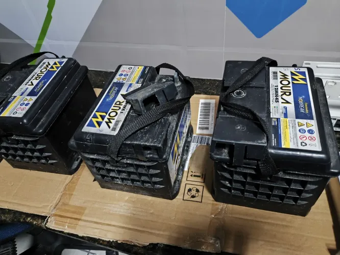 Bateria estacionária 45amp Moura