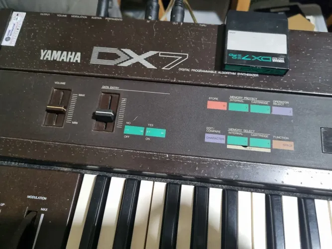 Cartucho para Yamaha DX7 II