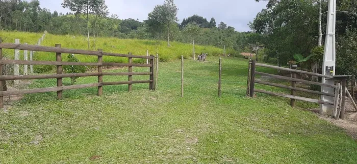 SÍTIO - TERRENO COM CASA PRONTA PRA MORAR OU INVESTIR COM 5.100M² - LARANJAL - IMARUÍ - SC