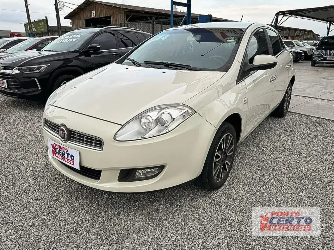 Fiat Bravo Essence Dualogic 1.8 Flex 16V 5P 2014