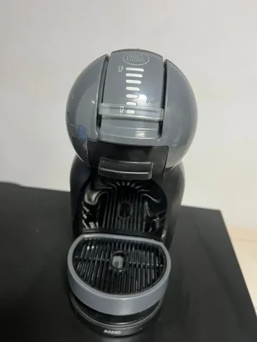 Cafeteira Arno Dolce Gusto