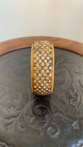 Antigo e raro bracelete de marfim