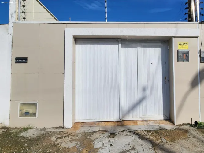 Casa Duplex/Usada para Venda em Fortaleza, Passaré, 3 dormitórios, 2 suítes, 3 banheiros, 