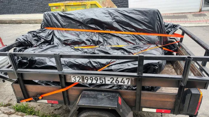 Região JF serviço frete descarte 