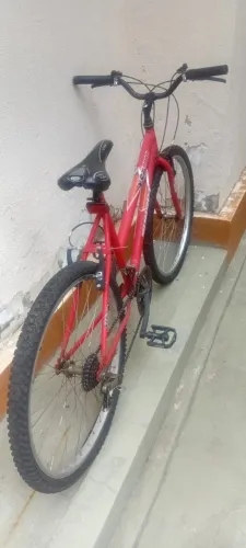 Bicicleta Aro 26 Vermelha Marca Xst 2000 Sunset