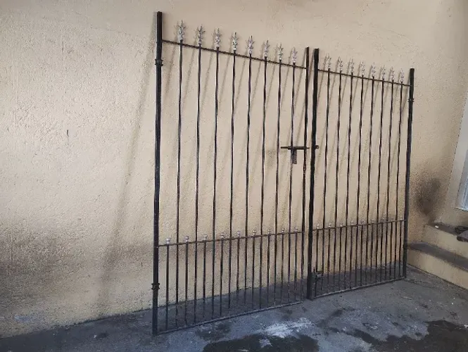 Portão de Ferro para Garagem e entrada Social Lindo!!!!