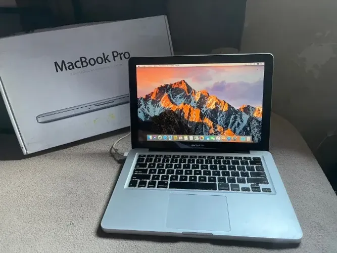 Macbook Pro Modelo A1278, Intel i7, Com 8Gb ram, Ssd 120Gb, Com Pequeno Detalhe !