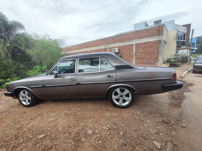 Chevrolet Opala Comodoro/comod. SLE 4.1/2.5 1990