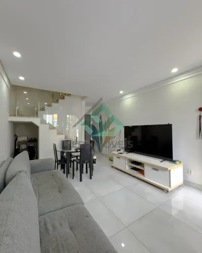 CASA TRIPLEX EM CONDOMÍNIO À VENDA | Village Camburi | Jardim Camburi Vitória/ES