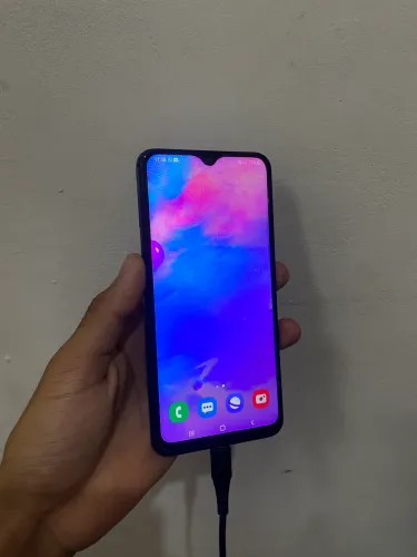 SAMSUNG M30