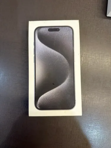 iPhone 15 pro 256 preto titanium usado
