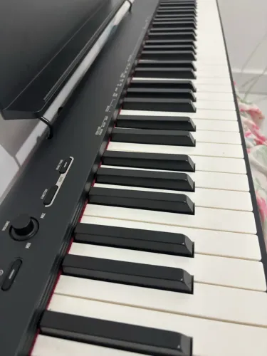 Piano Cassio 88 teclas