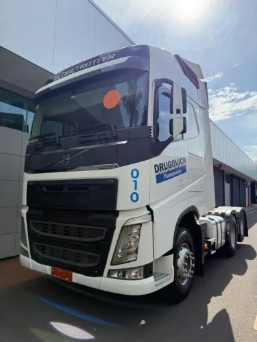 Volvo FH500 Globetrotter 6x2T 2018/2018 - I-Shift - 646 mil km