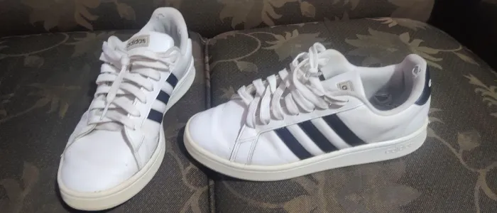 Sapatos usado