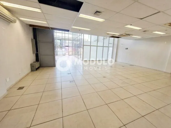 Loja comercial disponível para locação no bairro Morada da Colina.