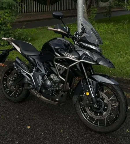 Zontes t 350x apenas 2000km estado de 0km