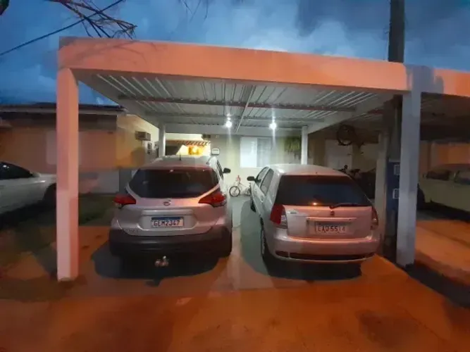 Casa Condomínio Parque da Liberdade 06, linda ! 3 Quartos Sendo 01Suíte, Varanda toda cob