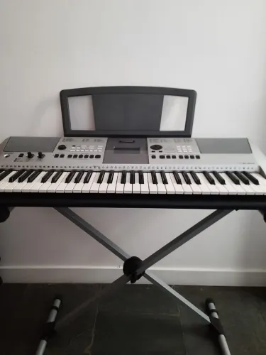 Teclado Yamaha
