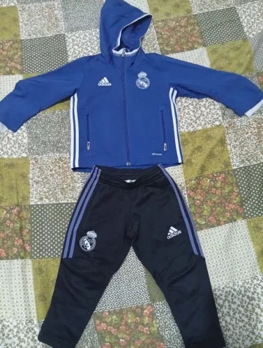 Conjunto Real Madrid infantil original tamanho 3