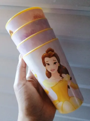 KIT COM 4 COPOS PLÁSTICOS  INFANTIL DISNEY. 200ML. (NOVÍSSIMOS!)
