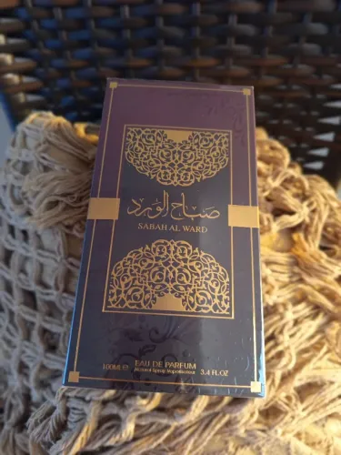 Sabah Al Ward árabe perfume 