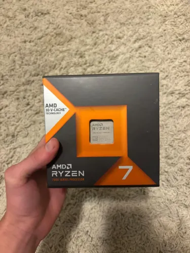 Processador Ryzen 7 7800X3D (Novo)