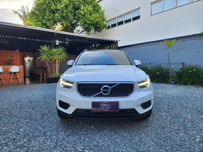 Volvo XC40 T-4 2.0 190cv FWD 2019