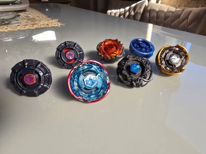 Beyblades especiais
