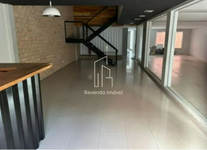 Aluguel de Prédio Comercial de Alto Padrão em São Paulo - 600m², 6 banheiros e 6 vagas na