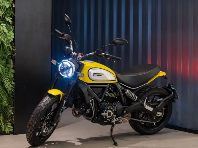 DUCATI SCRAMBLER ICON 2023