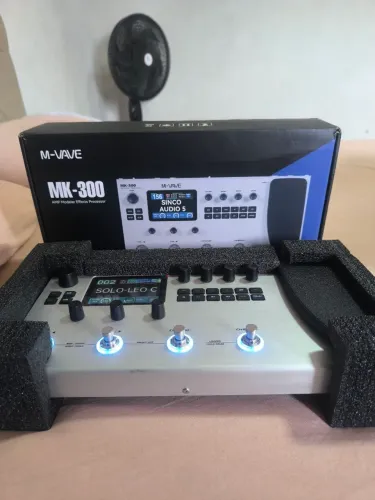 Pedaleira mk300