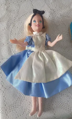 Alice, no país das maravilhas,Disney