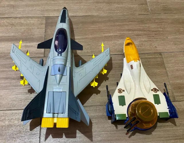 Lote Aeronaves Comandos em Ação (leia a descrição)