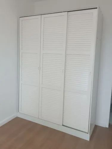 Armário guarda roupa Tok Stok 150 cm largura