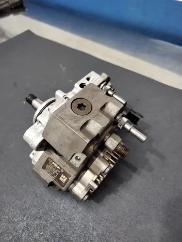 Bomba de alta Renault master 2.5