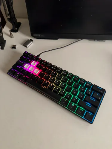 Teclado Royal Kludge RK61