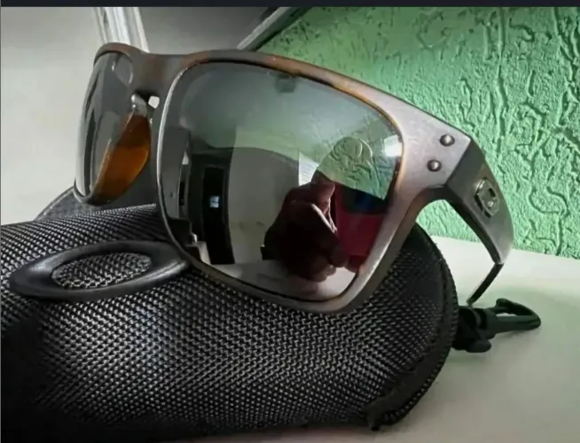 COLEÇÃO DE ÓCULOS ORIGINAIS..OAKLEY...RAYBAN...CARRERA