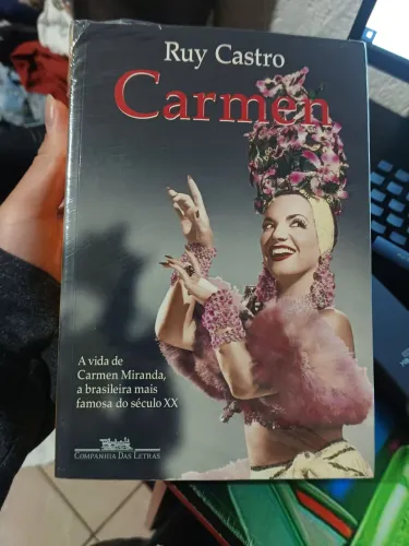 Livro Cármen Miranda novo e lacrado.l