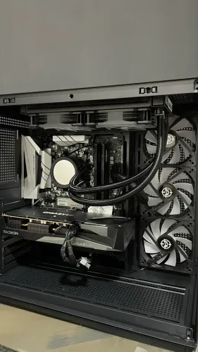 PC Gamer + Monitor