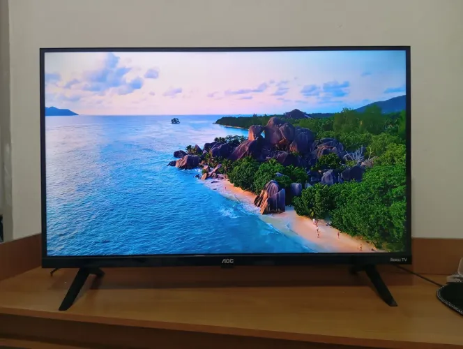 Smartv AOC 32 RokuTV 