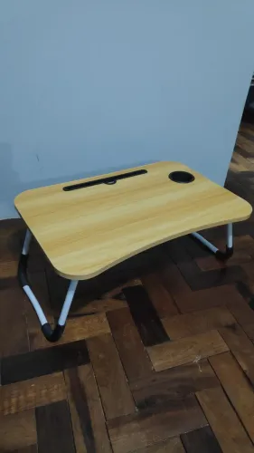 Mesa dobrável de colo para notebook